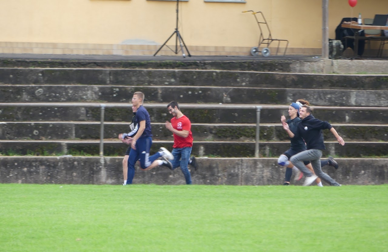 Bild vom 13. Benefizlauf im Jahr 2022. Dies ist das 72. Bild.